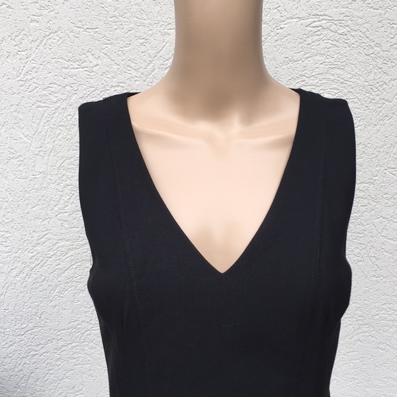 Banana Republic black dress 4 tall fit and flare - Picture 4 of 7